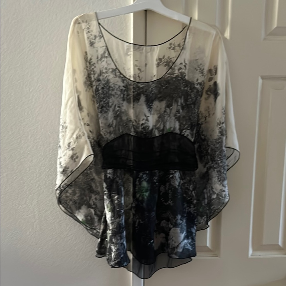 Elegant Black and White Women's Top